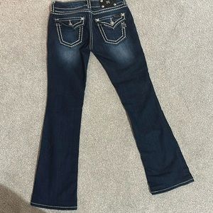 Miss Me bootcut jeans sz 28. Inseam 32”.